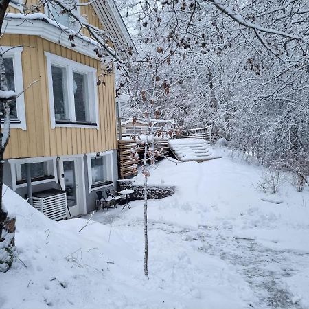 Sydabacka Guest House, A Room With A Sauna Kyrkslätt Exteriör bild
